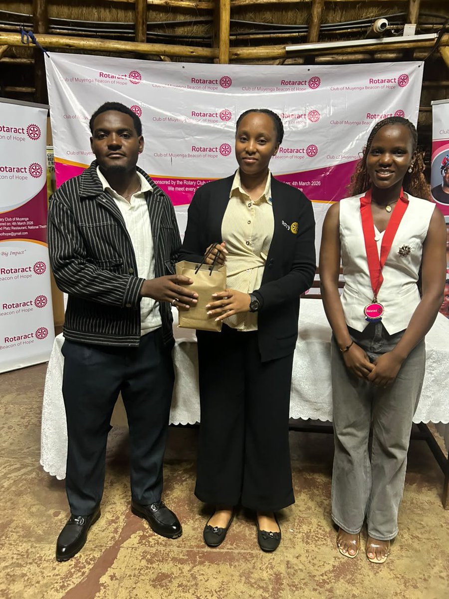 Vannie2bae's tweet photo. It was such a beautiful 🥰and very insightful moment with brilliant members of RotaractMuyenga Beacon of Hope sharing about Membership in Rotary/Rotaract. https://t.co/O2XX9iySh5