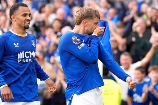 emmartxn's tweet photo. ⚽ Everton vs Crystal Palace — LIVE! 🔥

Stay tuned for live Premier League score updates, team news, predictions &amp; lineups. 📊⚡

Who will come out on top? 

https://t.co/CMI5NrRfcX

#Everton #CrystalPalace #PremierLeague #EPL #Football https://t.co/dbXJeT9gu4