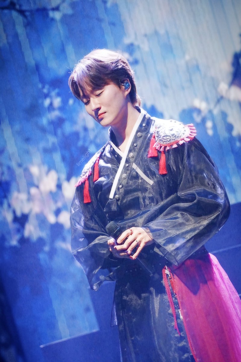 limelightonu's tweet photo. 선녀강림
#프리뷰 #조민규 #포레스텔라 #forestella #XSCALA https://t.co/jpkA16KZTQ