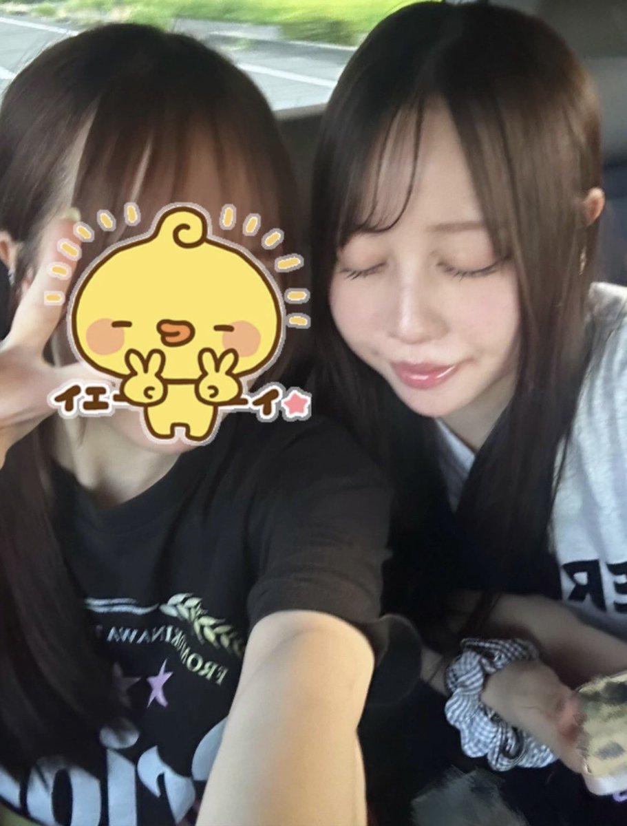 ar__5__'s tweet photo. 背景田舎で気まずい https://t.co/stQJSfxNWG