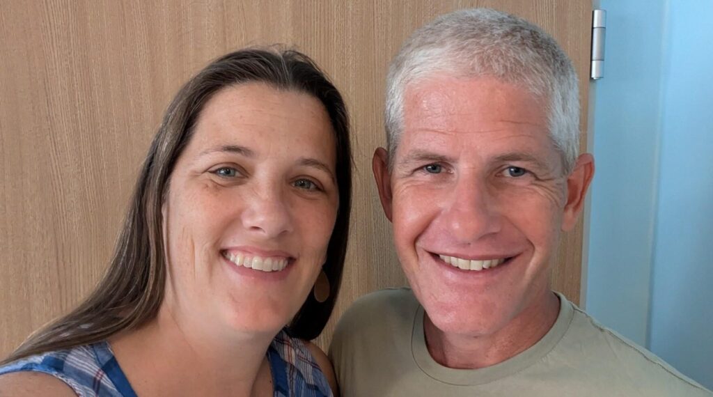 GalcomUSA's tweet photo. Many of you prayed that Kevin Rideout would be released from captivity in Mali and returned to his family... Now that it has happened, please click here & rejoice with us over the miraculous answer to those prayers! https://t.co/JHKmqVS38O #GalcomUSA #missions #KevinRideout https://t.co/3ZUgMIzlmD