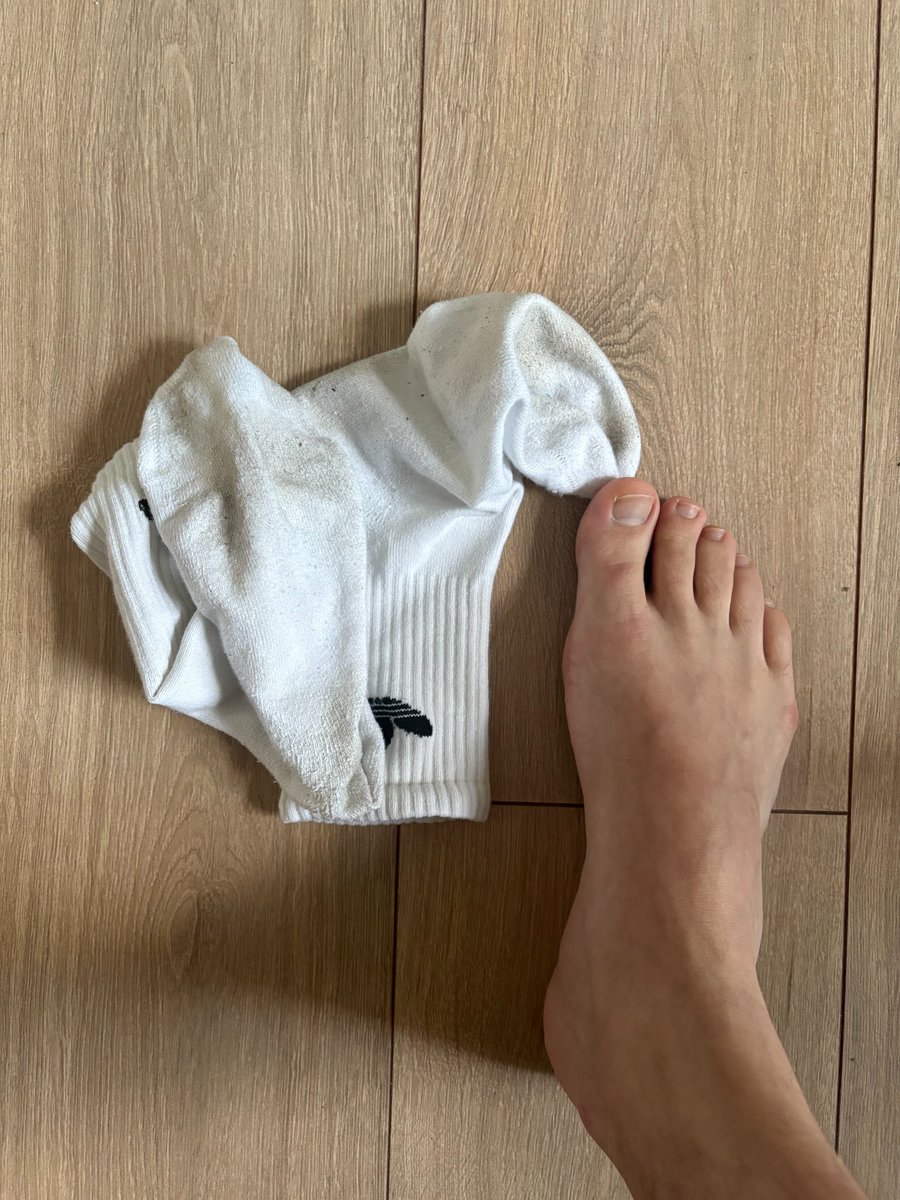 lukas_is_there's tweet photo. Get ready to sniff them
#malefeet #feet #feetfetısh #feetmen #footfetısh #guyfeet #socks #footfetish #menfeet #findomfeet #feetworshi̇p #boysfeet #dom #alphamaster #toes #foot #footmaster #malefootworship #bestmalefeet #lickmyfeet #footdom #feetdom https://t.co/FmbcGxRVEd