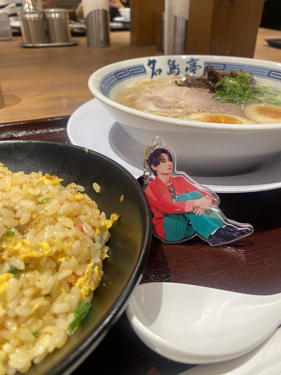 omochitoppogi's tweet photo. ひとまず東京帰ったらみるために手当たり次第いいねだけしといてるはよ見たいもんいっぱいでやばい脳内M!LK佐野勇斗！！！でたいへん好き滅状態、で今日の博多メシ https://t.co/TdtjtNSGgg