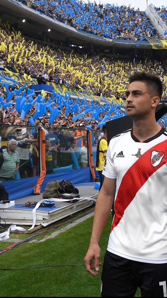 PalacismoCarp's tweet photo. Esta fue para mí la farmeada de aura más importante que vi hacer a un jugador/técnico de River. 

Digan las suyas. https://t.co/4RWCSnLgRR