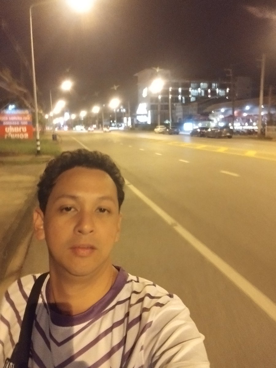 ci_rn15103's tweet photo. นครพนมยามค่ำคืน เงียบเหงาจริงๆ

#นครพนม #นครพนมในเมือง #fyp https://t.co/SWTxz1ILjJ