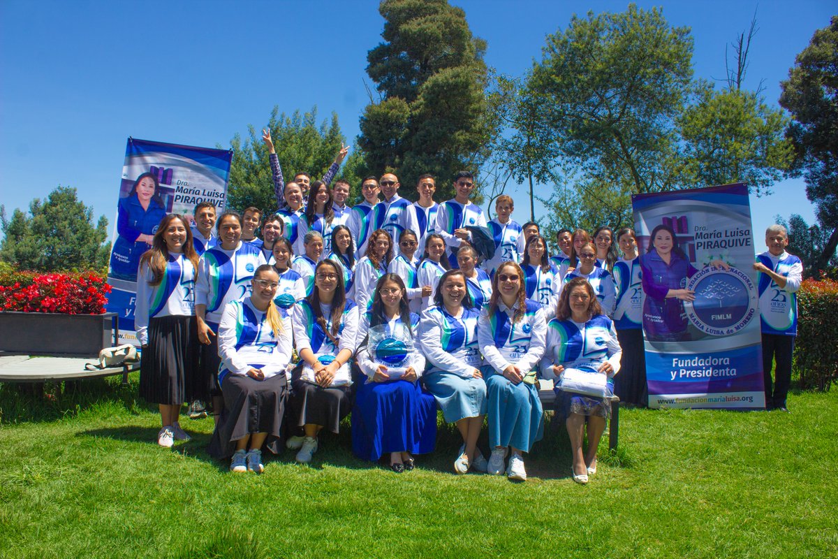 FIMLM's tweet photo. #DíadelVoluntariado |💙✨Nuestros voluntarios de Funza, Cundinamarca, viveron una jornada especial de reconocimiento y agradecimiento.

📖Conoce más sobre esta jornada en nuestra página web. ¡Sigue leyendo! ➡️https://t.co/AxzxjLrRdw 

#FIMLM #VoluntariosDeCorazón #Cundinamarca https://t.co/o6yxHksXHd