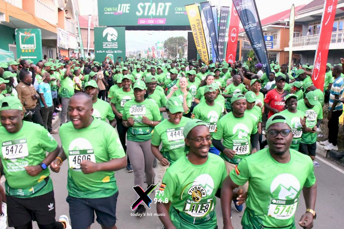 XfmUG's tweet photo. What a morning in Kasese! 🏃‍♀️🏃‍♂️ Thousands of runners took part in the 5th Tusker Lite Mt Rwenzori Marathon, putting Uganda’s sports & adventure tourism in the spotlight. We’re proud to be part of it! @ugwildlife  @wekesa_amos @RwenzoriMarathn @TourismBoardUg @MTWAUganda #RwenzoriMarathon

Photos by @Mikensubuga