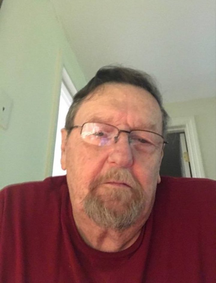 JohnRhoaderz0's tweet photo. i’m lonely and sad, i need a partner💔 https://t.co/IpeRTefLev