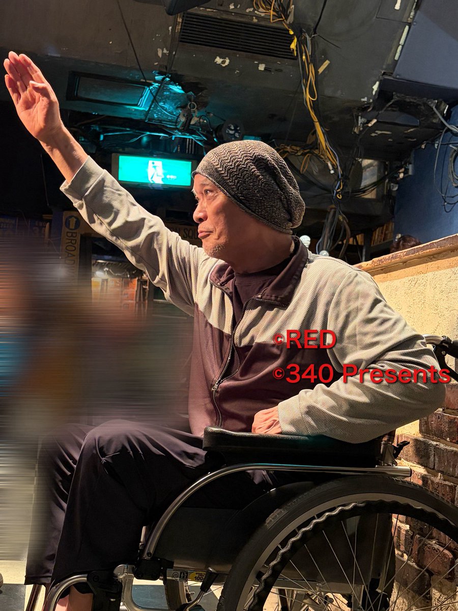 heppokogayuku's tweet photo. 『還暦祭19』ご来場ありがとうございました。
2年半ぶりに新堀和男が帰ってきました！

出発の直前まで調整していたので完全シークレットになってしまいましたが…

久々に皆様とお会いし・一緒に大葉さんを追悼することができてとても嬉しかったようです。

引き続きご声援よろしくお願いします。 https://t.co/WSONRlnltD