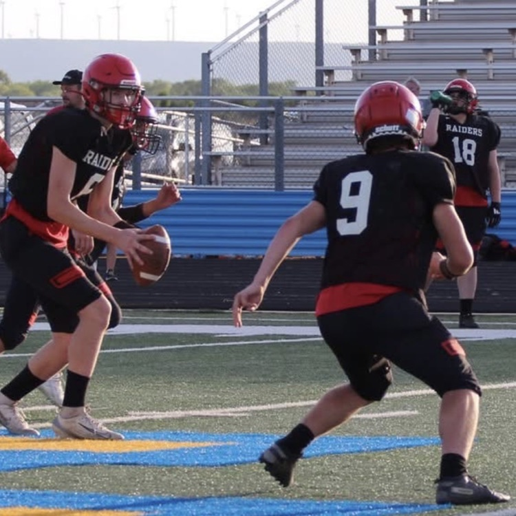Lueders_Avoca's tweet photo. Raiders Are Looking Good!! Thank you Big Country Blitz and Roger Niehaus for the pics!! #FN5GL #entry. Please share and tag the hashtags above and help us when the 25K from T-Mobile!!! https://t.co/sexkp2bMJi