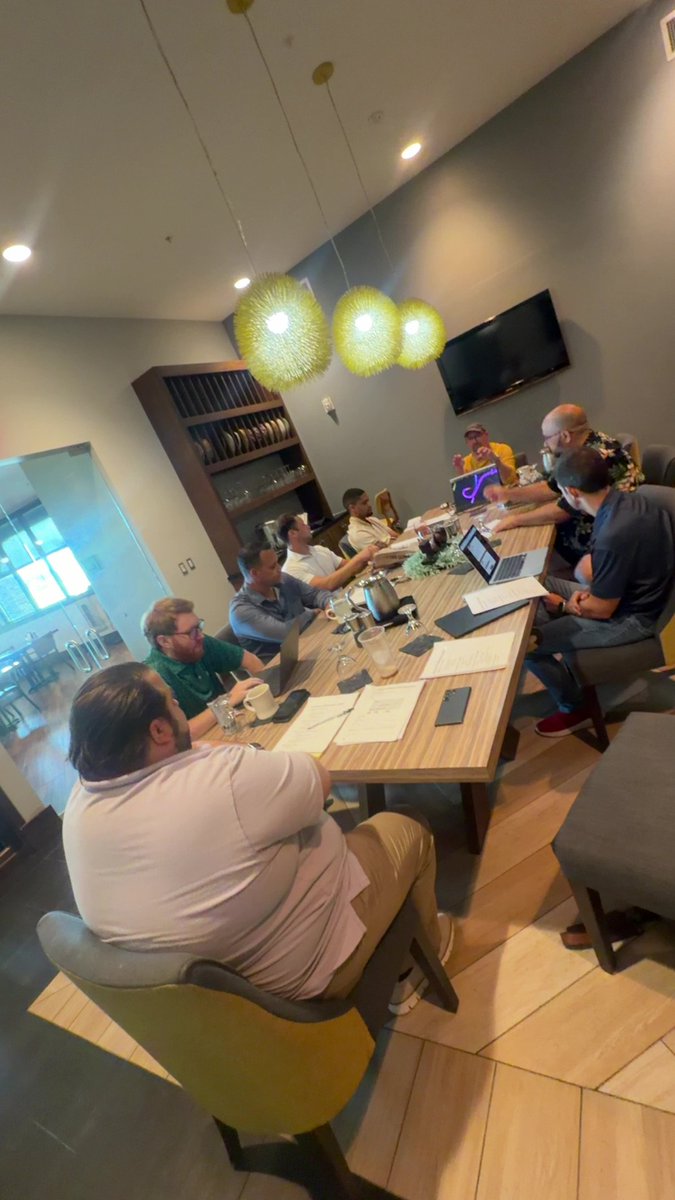 Expresscanvass's tweet photo. Our leadership team is hard at work preparing for a busy fall and building on our success as we gear up to help win races across the country this midterm cycle.

Big things ahead for Express Canvassing. 🇺🇸

#ExpressCanvassing #Midterms #Campaigns #FieldOperations #gotv https://t.co/YAKTZb9NaG
