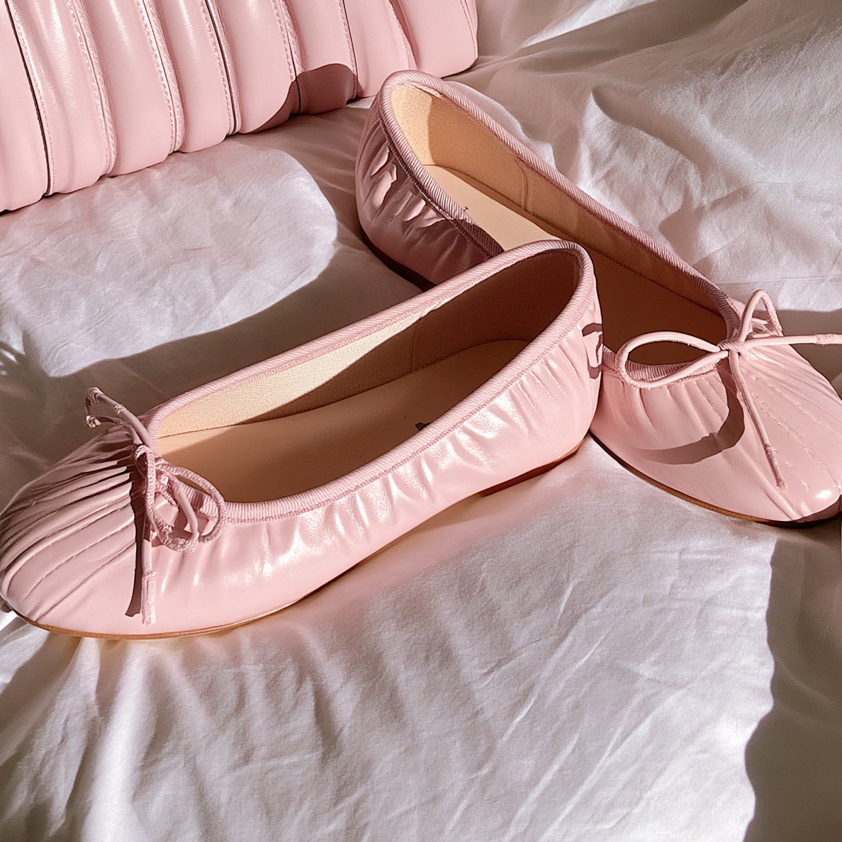 geniuswomanvibe's tweet photo. miu miu https://t.co/vUOvunu8B2