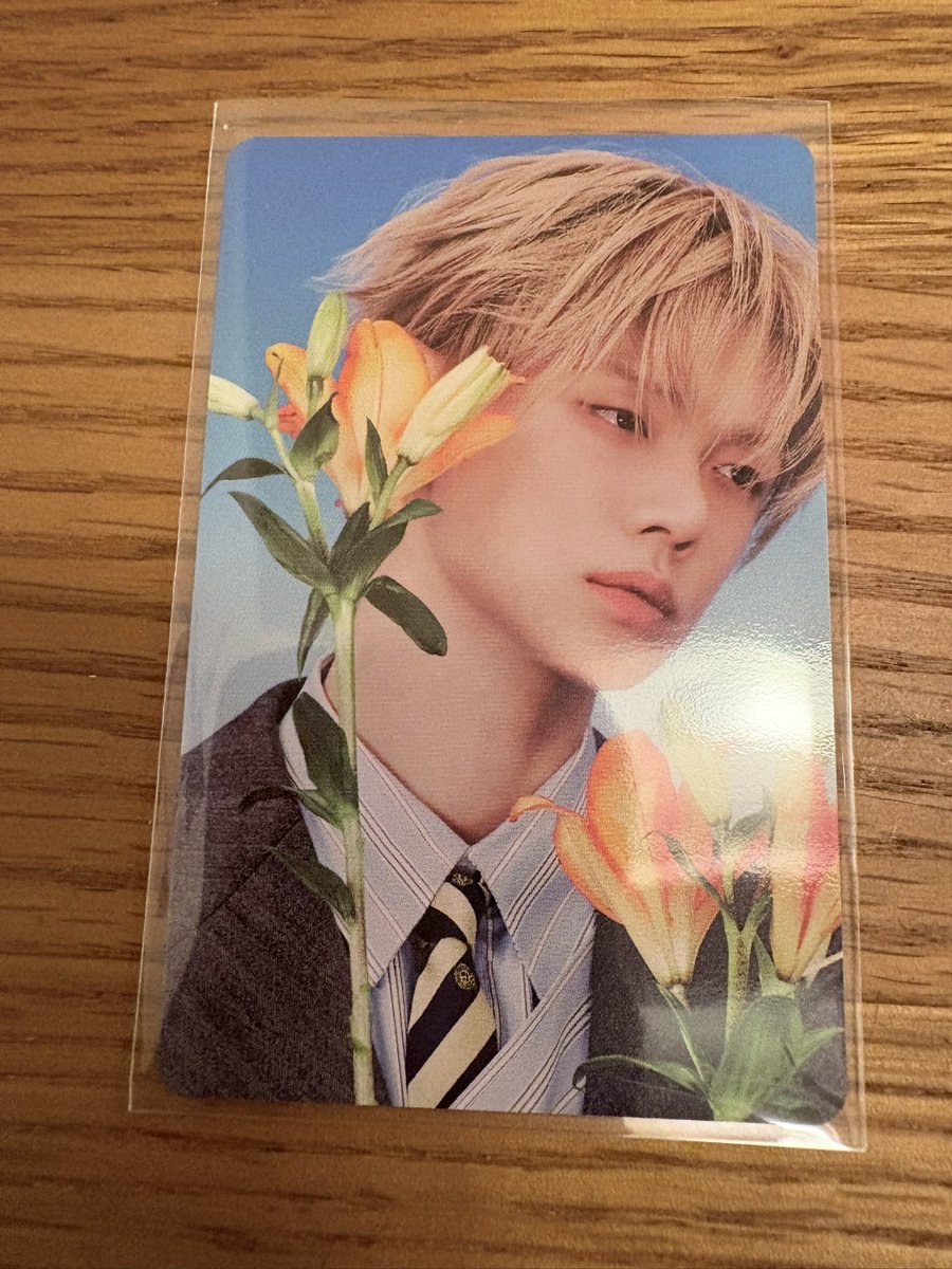 rosarosehej's tweet photo. @y4on_txt 検索より失礼します。
こちらのヨンジュン所持しております。
お花のボムギュと交換していただけないでしょうか？
ご検討よろしくお願いいたします🙇🏻‍♀️ https://t.co/GfetJwGrm4