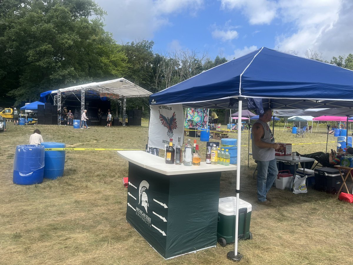 simplebarkeep's tweet photo. Have tailgate, will travel! Tie Dye Festival 2026. https://t.co/jEMgLiCH4A