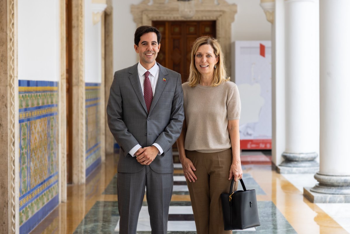 AlbertoRodNews's tweet photo. ÚLTIMA HORA | Vicecanciller Blanco aborda agenda bilateral con Serbia, Países Bajos y Polonia: acuerdan fortalecer relaciones https://t.co/XXO9QHVskN https://t.co/KExyMJcUDp