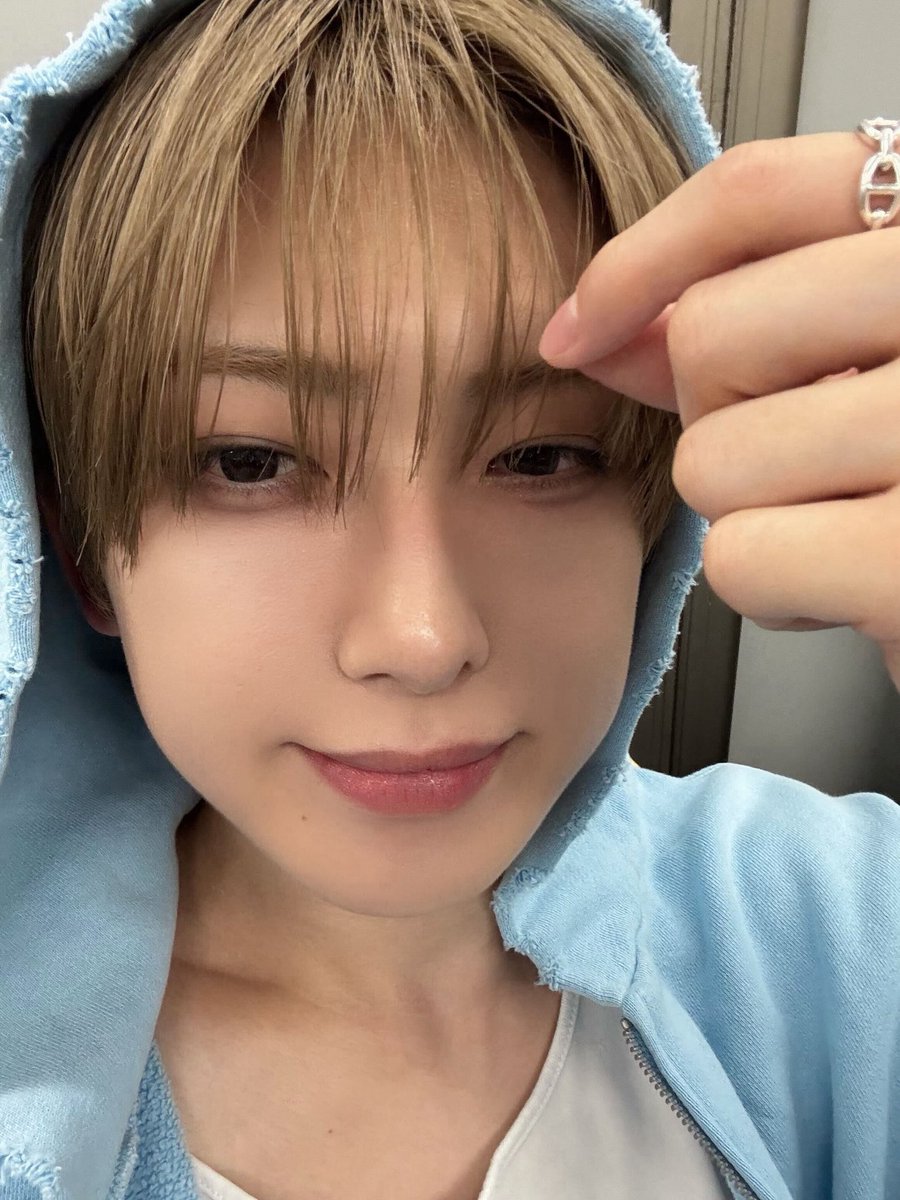 ttdnjslkn's tweet photo. 비명지름 https://t.co/8sWUykvNSX