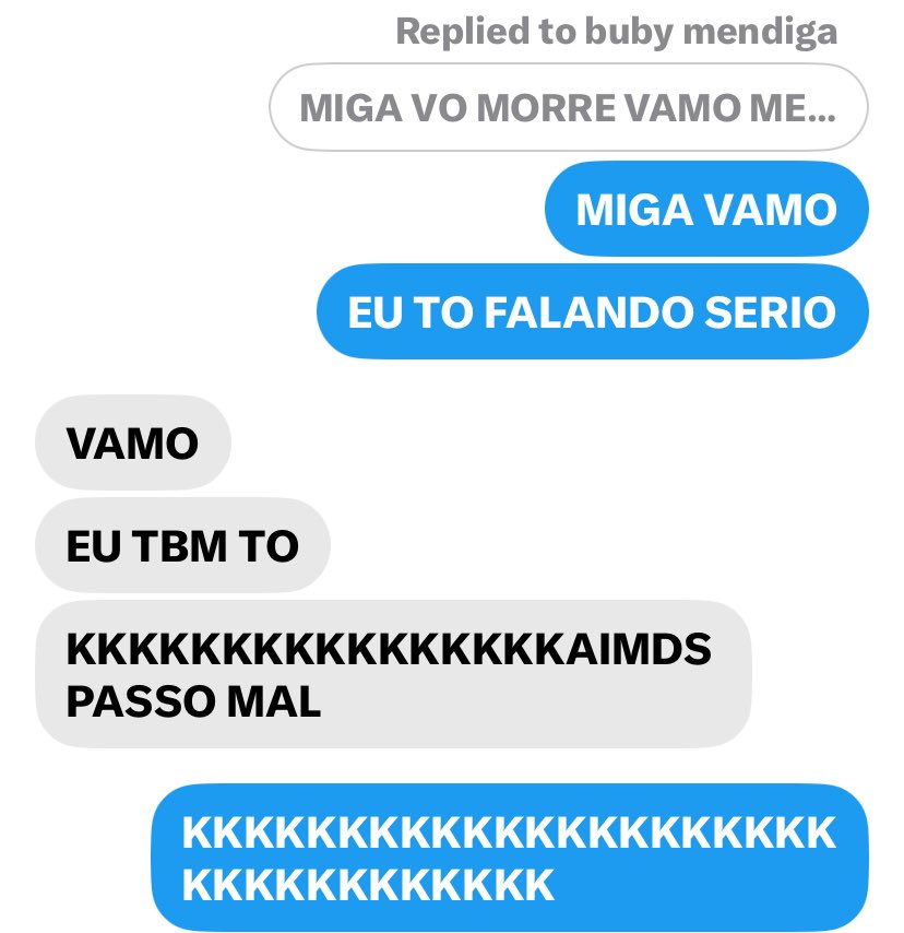pittypapoi's tweet photo. aquelas amigas que do nada criam uma loja de pets no adopt me @dracullhee https://t.co/ubxWAUfhwU