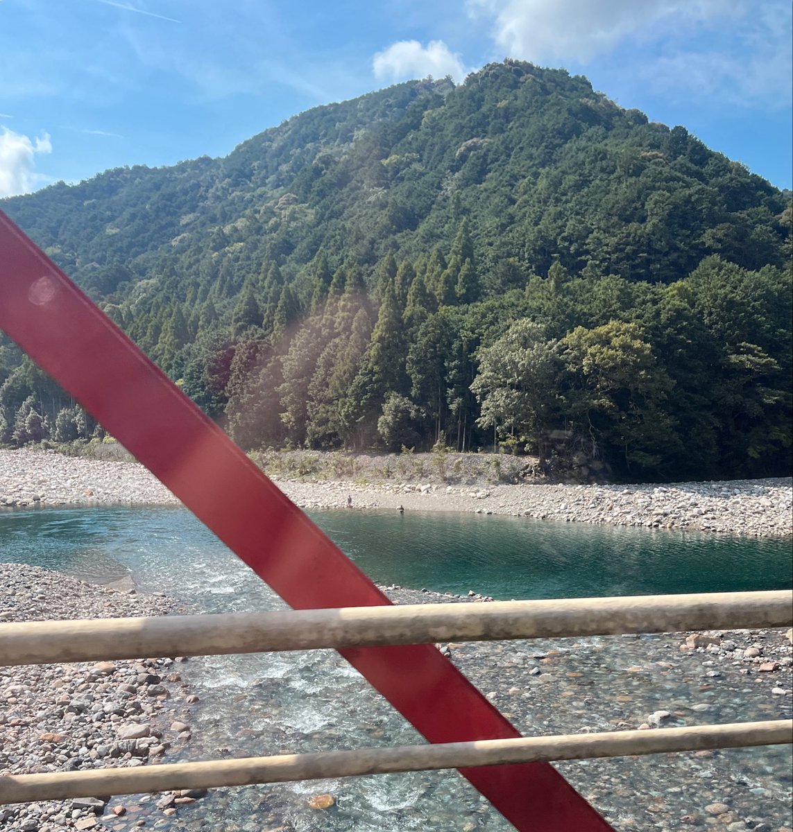 ity_kd_3's tweet photo. 前日夕方に行先決めて3時半出発で
三重県の銚子川！めちゃ綺麗だった！
飛び込みやりすぎて身体バキバキ🥸 https://t.co/LITmjM5y2Z