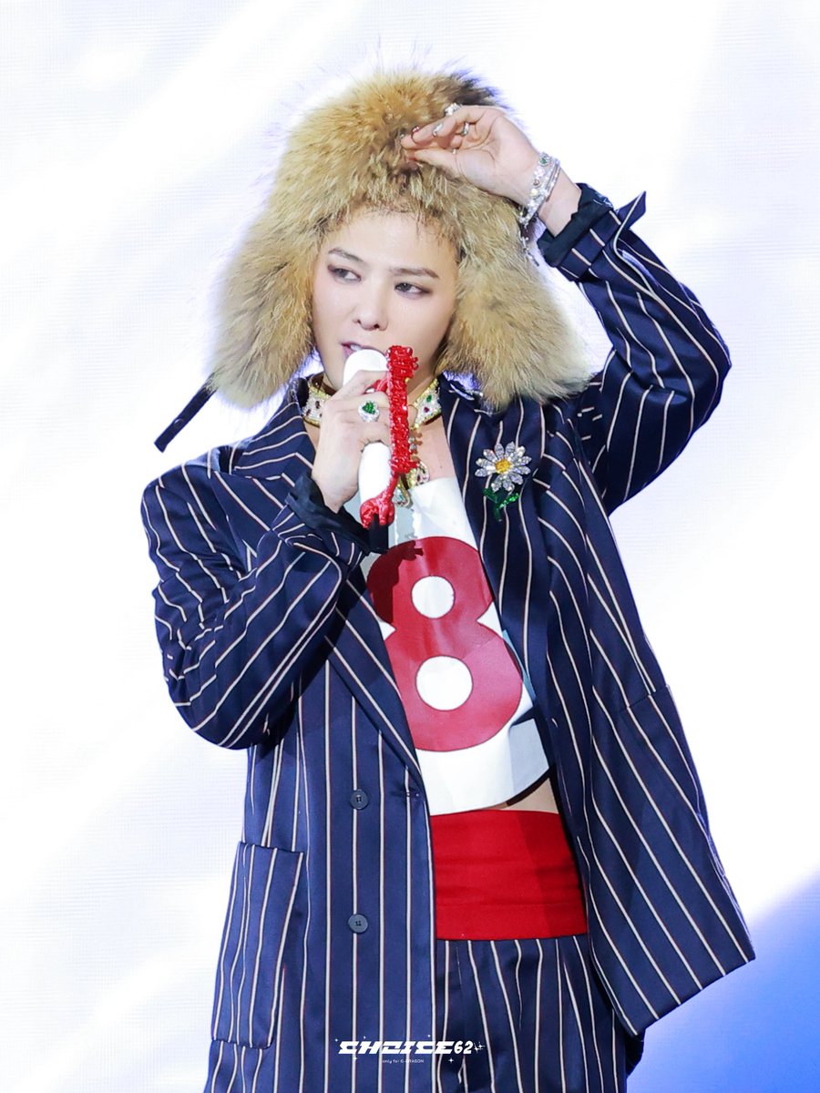 GDs_CHOICE's tweet photo. 260822 BIGBANG WORLD TOUR < XX : COSMOS > IN GOYANG DAY2
😄 
#gdragon #권지용 #지드래곤 #kwonjiyong https://t.co/cr86aX5Clp