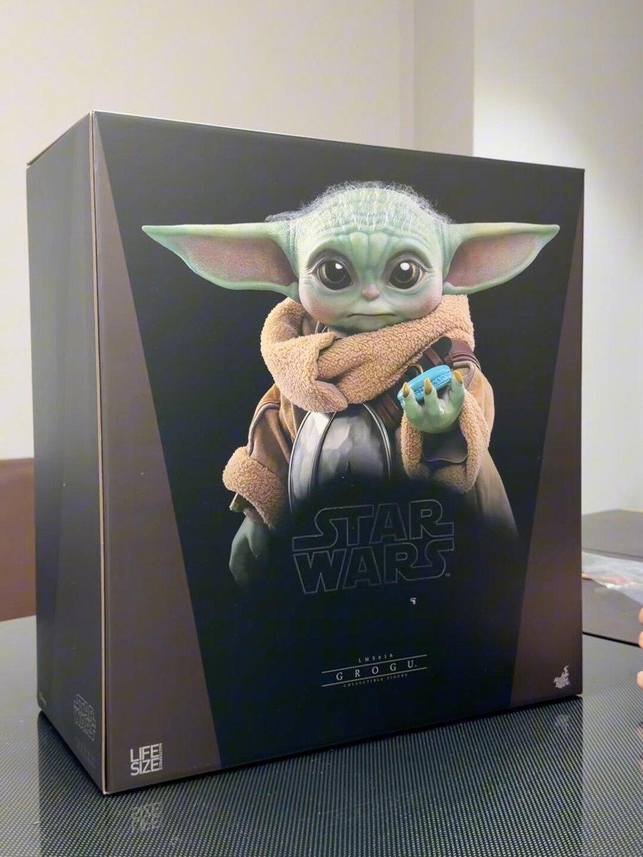 wlpekw's tweet photo. Welcome to the real world, Grogu. I hope you don’t secretly use the Force to move my snacks https://t.co/hp6BXHEcBP