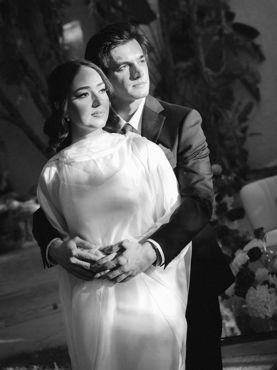 ishqnazariya's tweet photo. MOHSIN GOT ENGAGED WHATT????? https://t.co/famrWfBHrJ