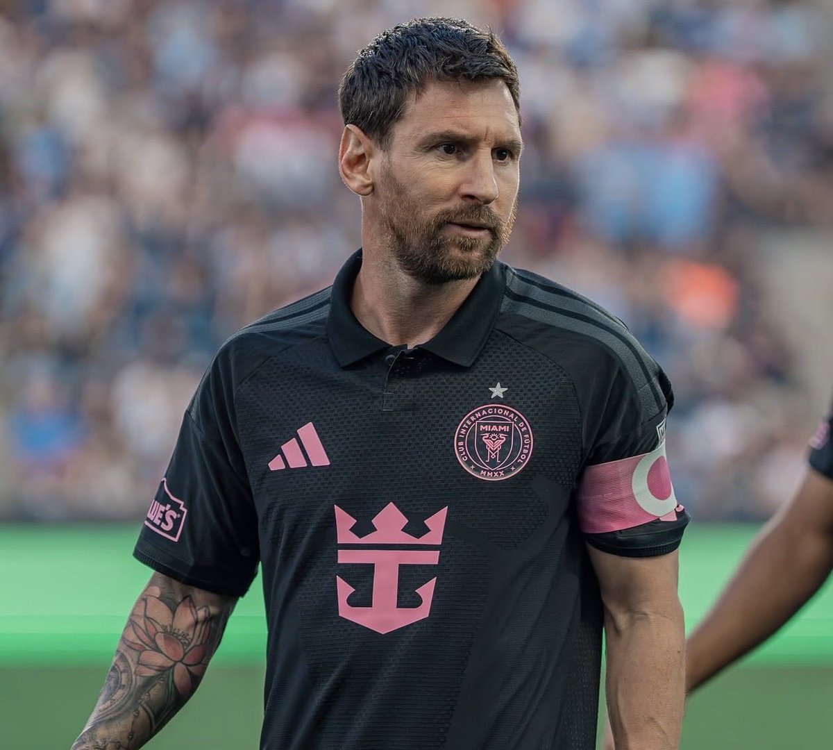 M10GOAT's tweet photo. تفاصيل أرقام الأسطورة ميسي مع إنتر ميامي: 

▪️المُباريات (109) 🏟️
▪️الأهداف (93) ⚽️
▪️الصناعات (52) 🅰️
▪️ركلات الجزاء (5) 🥅
▪️ركلات حرة (8) 🎯
▪️من داخل المنطقة (62) 
▪️من خارج المنطقة (18)
▪️بالقدم اليسرى (79)
▪️بالقدم اليمنى (8)
▪️بالرأس (5)
▪️بجزء آخر من الجسد (1) 
▪️الهاتريك (2)
▪️رجل المباراة (52)