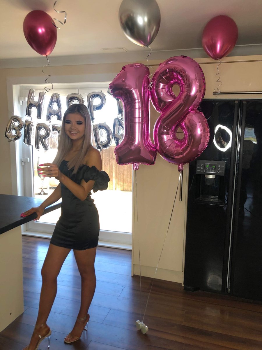 BdayGirls18's tweet photo. https://t.co/rYHSlhhkIT