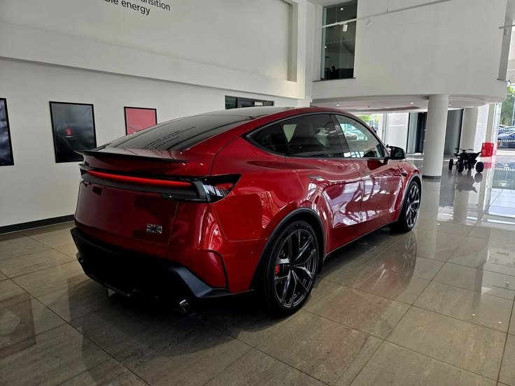 MrElonSpace7's tweet photo. Be honest 🧐....

If Elon musk gives you free Tesla Car right now, would you accept?

A. Yes 
B. No https://t.co/ar4x1Ovb9p