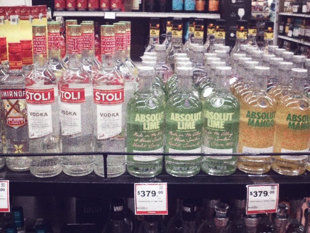 r0minariima's tweet photo. #I ♥︎ vodka https://t.co/5y5TxpJJZF