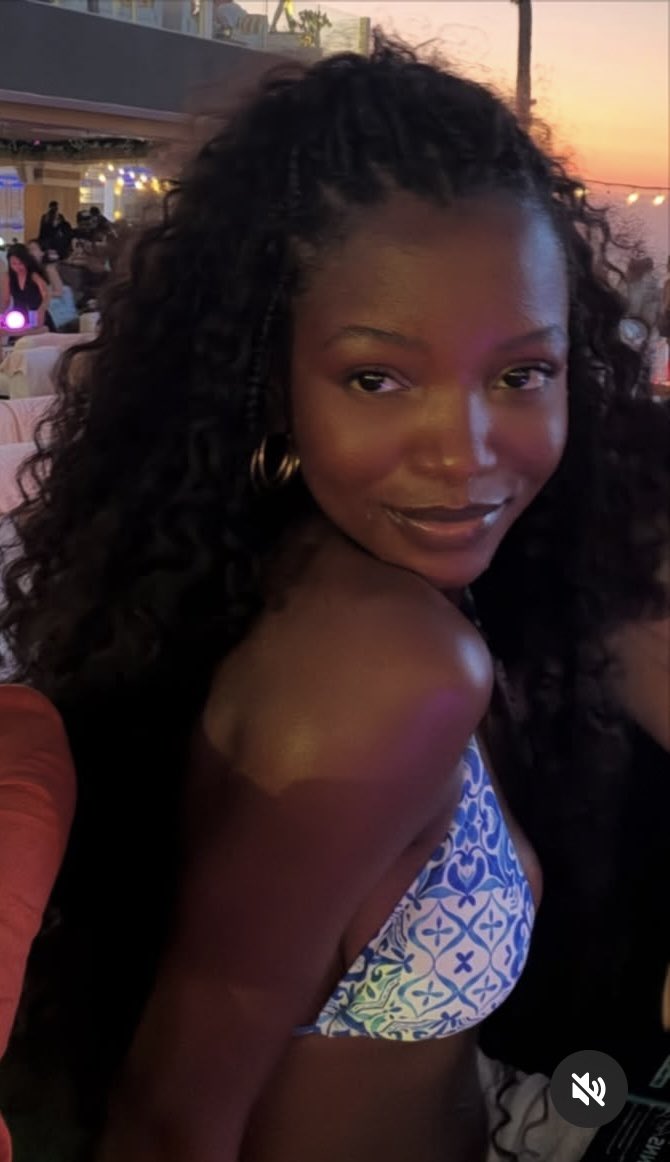worldwarkee's tweet photo. This face card tho 😍😍😍 https://t.co/ucOwhvIROF