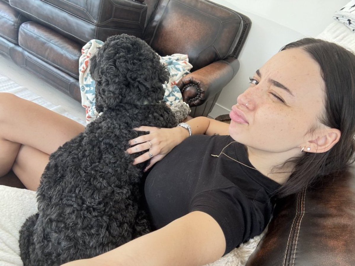 F0LD4FAITH's tweet photo. mommy’s busy giving attention to someone who actually deserves it jealous? 🥰 https://t.co/TgXd2212oB