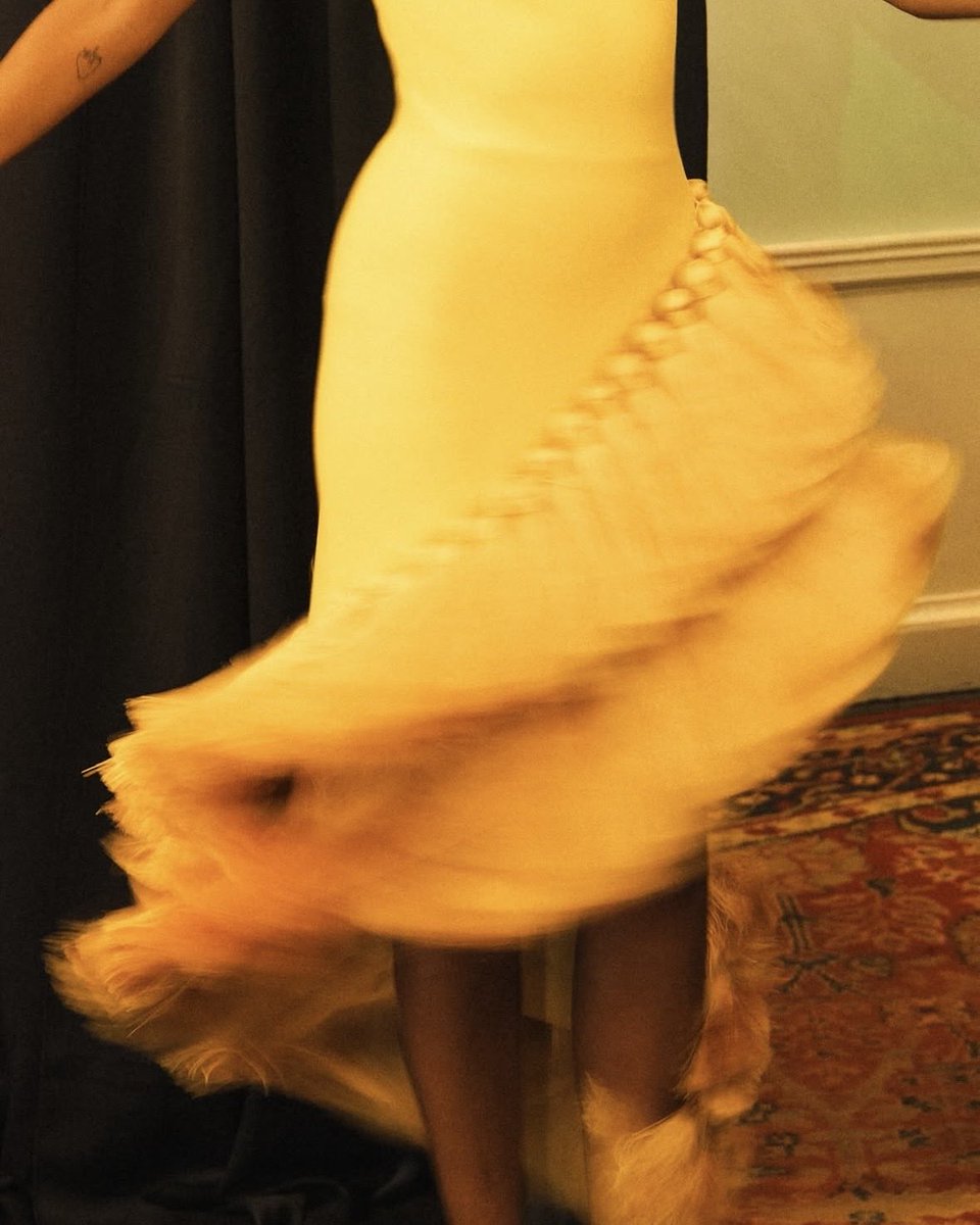 closetineed's tweet photo. Olivia in custom Aliaïa for her show in Dublin https://t.co/0nPYVD7yjq