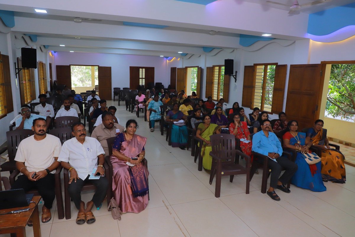 Sreejith298's tweet photo. We The Leaders கன்னியாகுமரி மாவட்டம் சார்பாக இன்று நடைபெற்ற சுற்றுசூழல் பாதுகாப்பு பயிற்சி பட்டறை. https://t.co/iawbjZPv7r