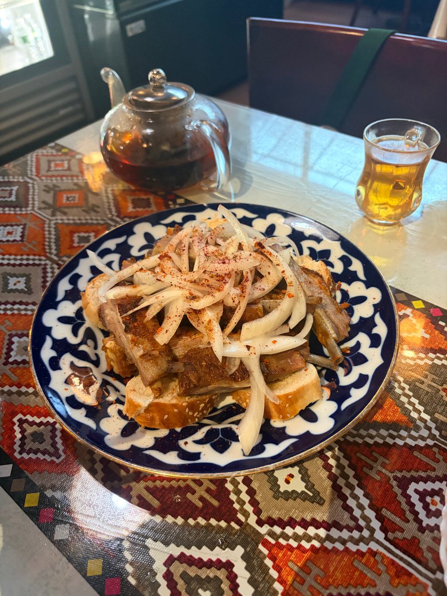 gdmp0's tweet photo. Authentic Xinjiang cuisine.

The restaurant is located on Wall Street, a 5-minute walk from the ship station and about a 6-7 minute walk from the subway station. The location is indeed a bit out of the way, but it's definitely worth a visit! https://t.co/cLhwmIBwF2