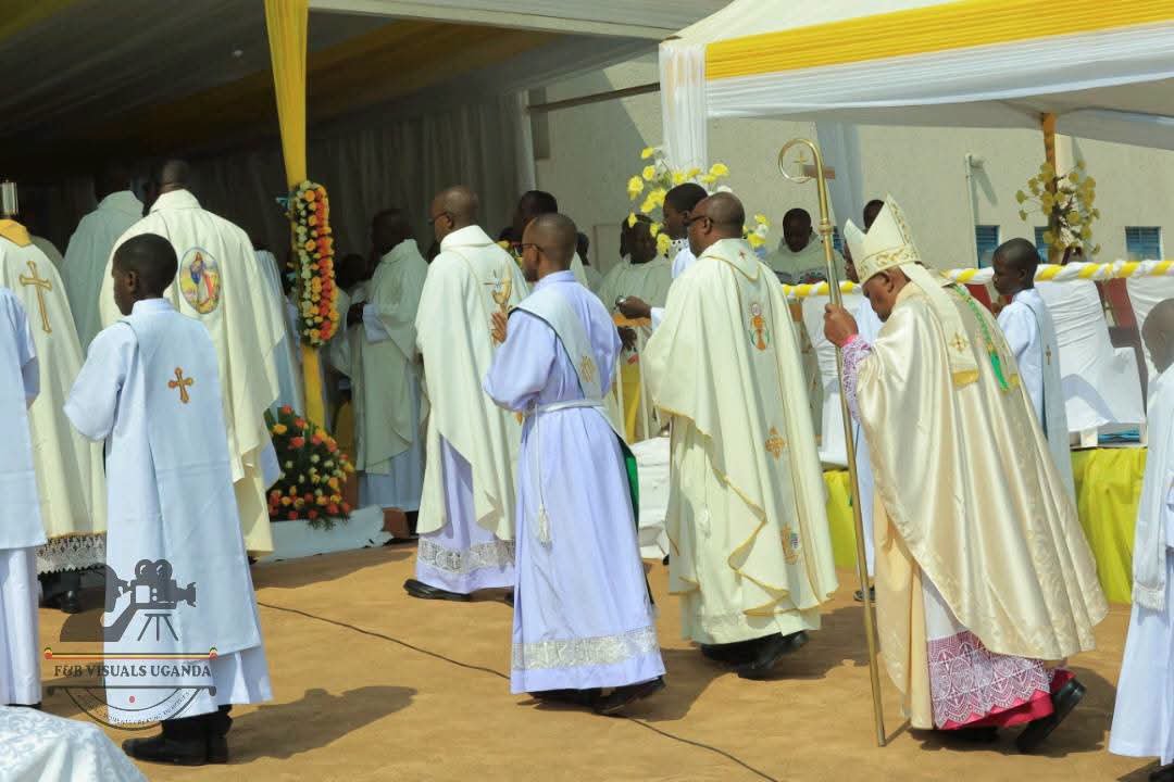 KKCRAUganda's tweet photo. Happening now at Kabale Diocesean Grounds.. https://t.co/lM20Sb5rpi