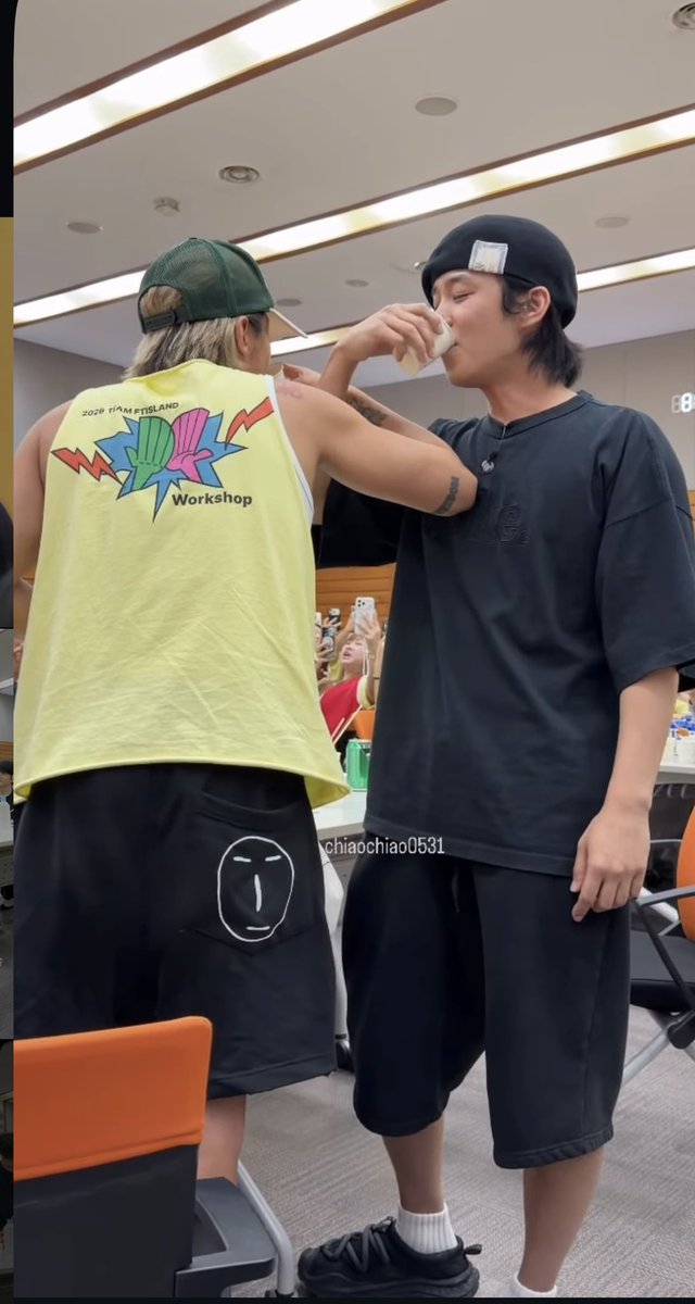 ModNoiL's tweet photo. ทูช๊อตแบบนี้ อยู่ไม่ไหวๆๆๆๆ https://t.co/DIUabddt1f