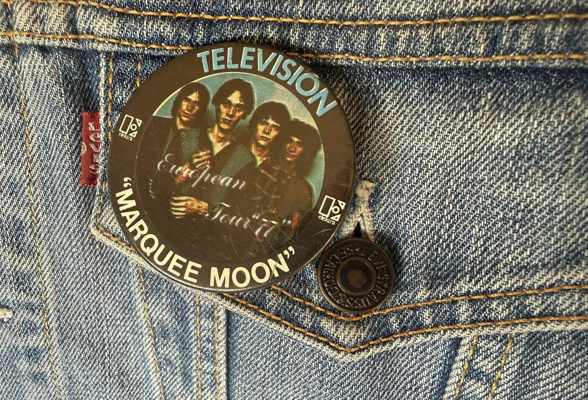 ScotsPostPunk's tweet photo. Richard Lloyd (ex-Television guitarist) is currently undergoing treatment for cancer. 

To help ease the financial burden on Richard &amp; Sheila, Sean Seymour (bassist in the Richard Lloyd Group) has set up a GoFundMe campaign on his behalf:

https://t.co/oAJp0dLiBV

@NewWaveAndPunk https://t.co/R5Jg5FGXef