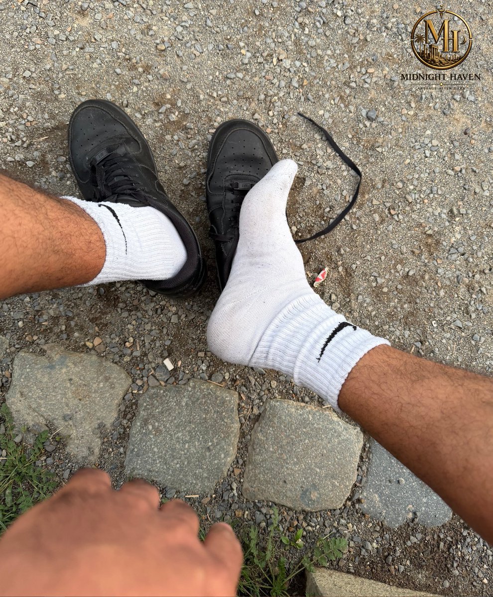 MidnightHaven96's tweet photo. White socks out in publicโฆ just the way you like them ๐ค๐งฆ๐
#GaySocks #WhiteSocks #SockFetish #GayKink #PublicTease #GayFeet #SockBoy #GayTwitter #KinkyGay #SocksInPublic https://t.co/w6GNgKaiQu