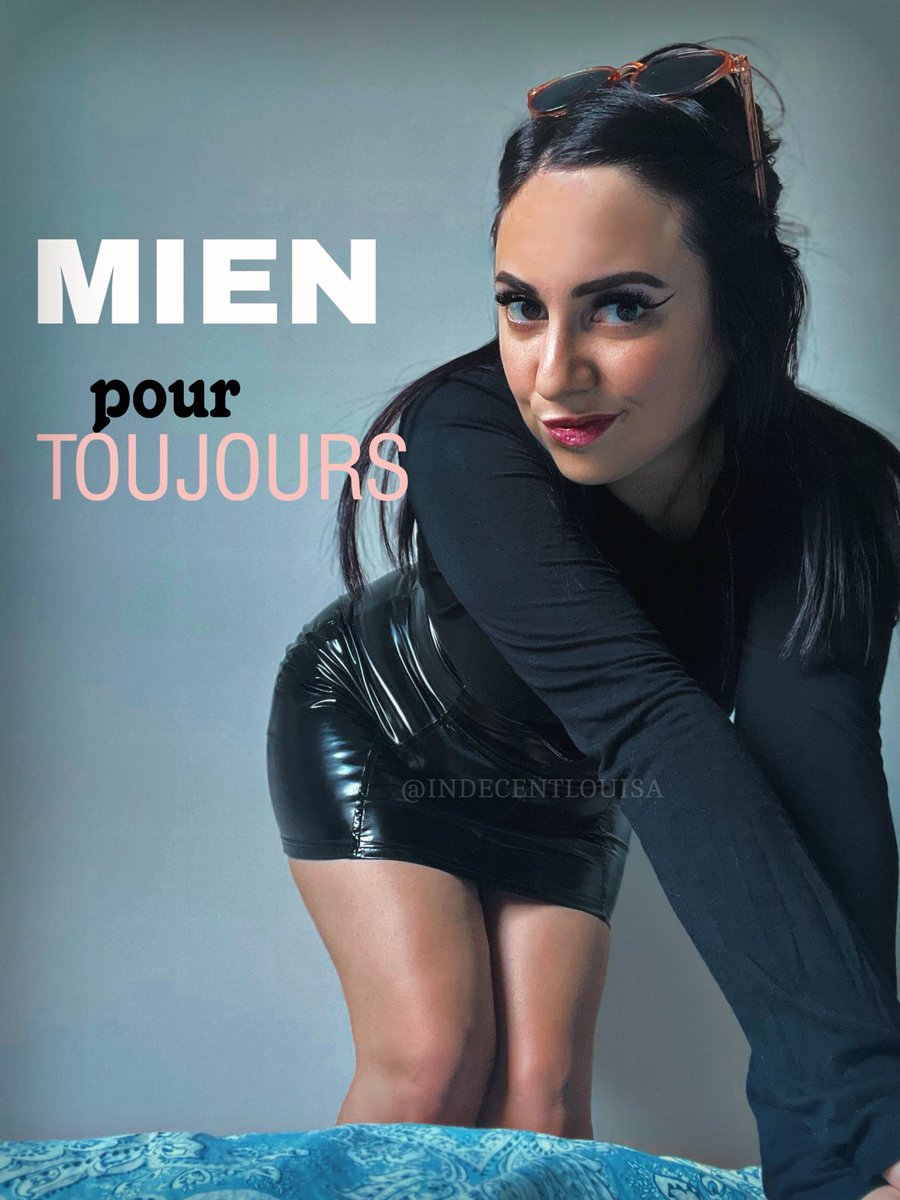 IndecentLouisa's tweet photo. Reine des clébards en mal de servitude et de dévotion éternelle ♡ https://t.co/UFEzn05Icl