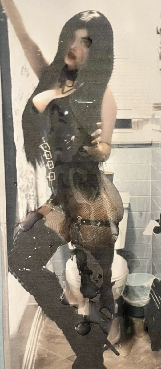 skeley_tribs's tweet photo. Gemma got splattered and is gonna get more soon🤭#cumtribute https://t.co/65A51FihCx