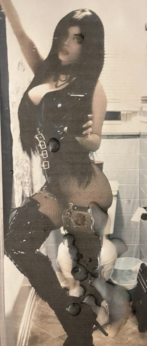 skeley_tribs's tweet photo. Gemma got splattered and is gonna get more soon🤭#cumtribute https://t.co/65A51FihCx