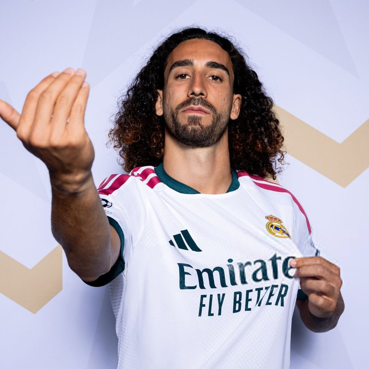 TouchlineX's tweet photo. 🚨 𝗕𝗥𝗘𝗔𝗞𝗜𝗡𝗚: Yan Diomande and Marc Cucurella are BENCHED vs. Espanyol! https://t.co/38qoToaANf