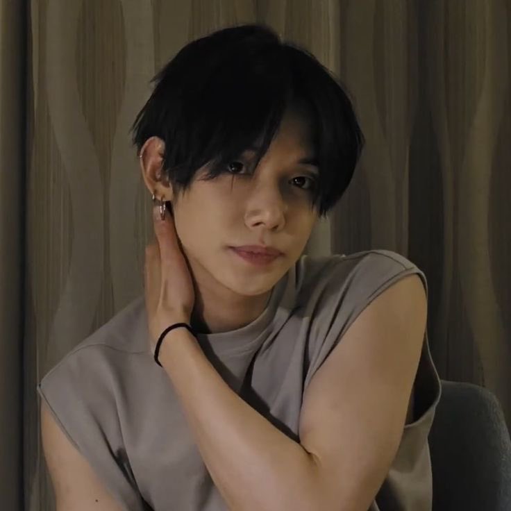 freakyforyj's tweet photo. icon vs on repeat

setsuna hanabi niye 1.degil https://t.co/i9Bgs8T7Ph