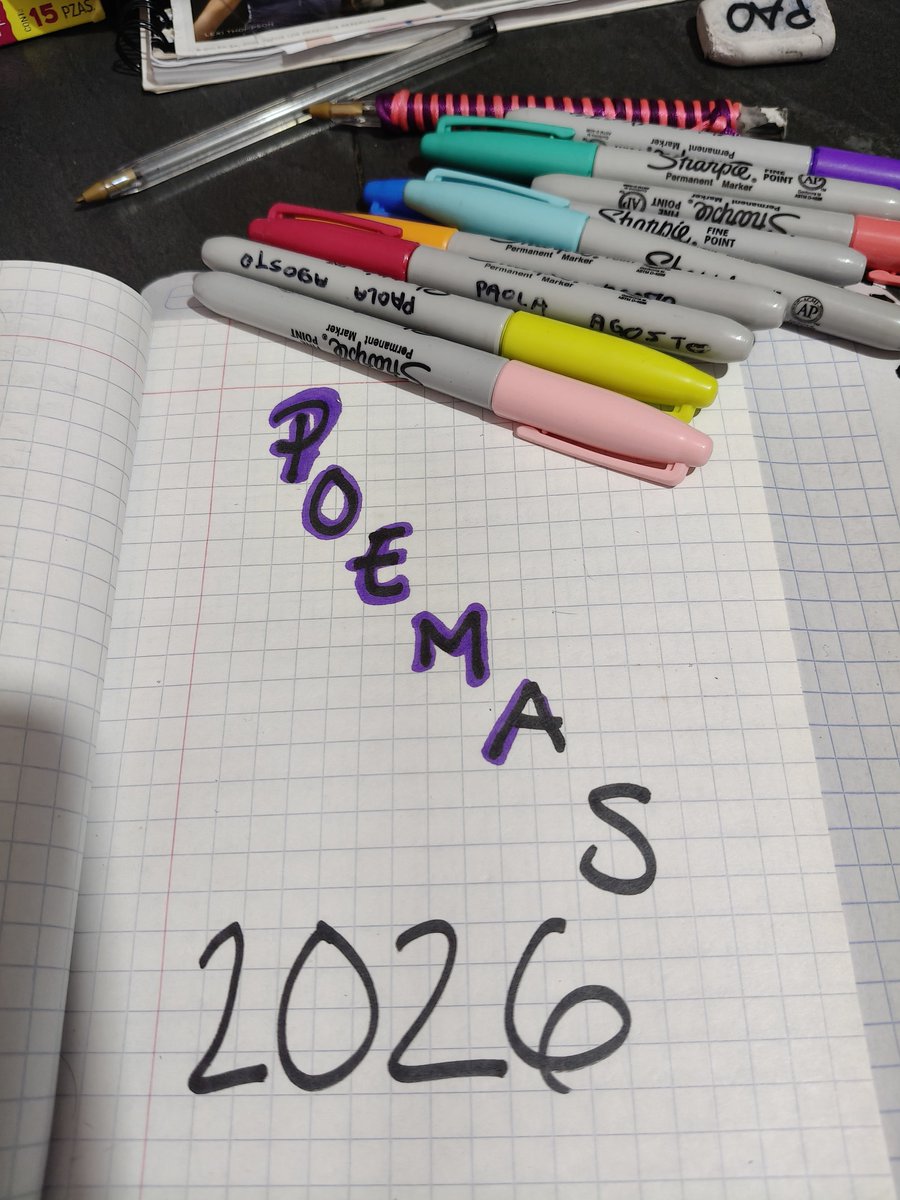 D3_todo's tweet photo. Organizandoooo poemario 2026... https://t.co/zdzkz5q0W5