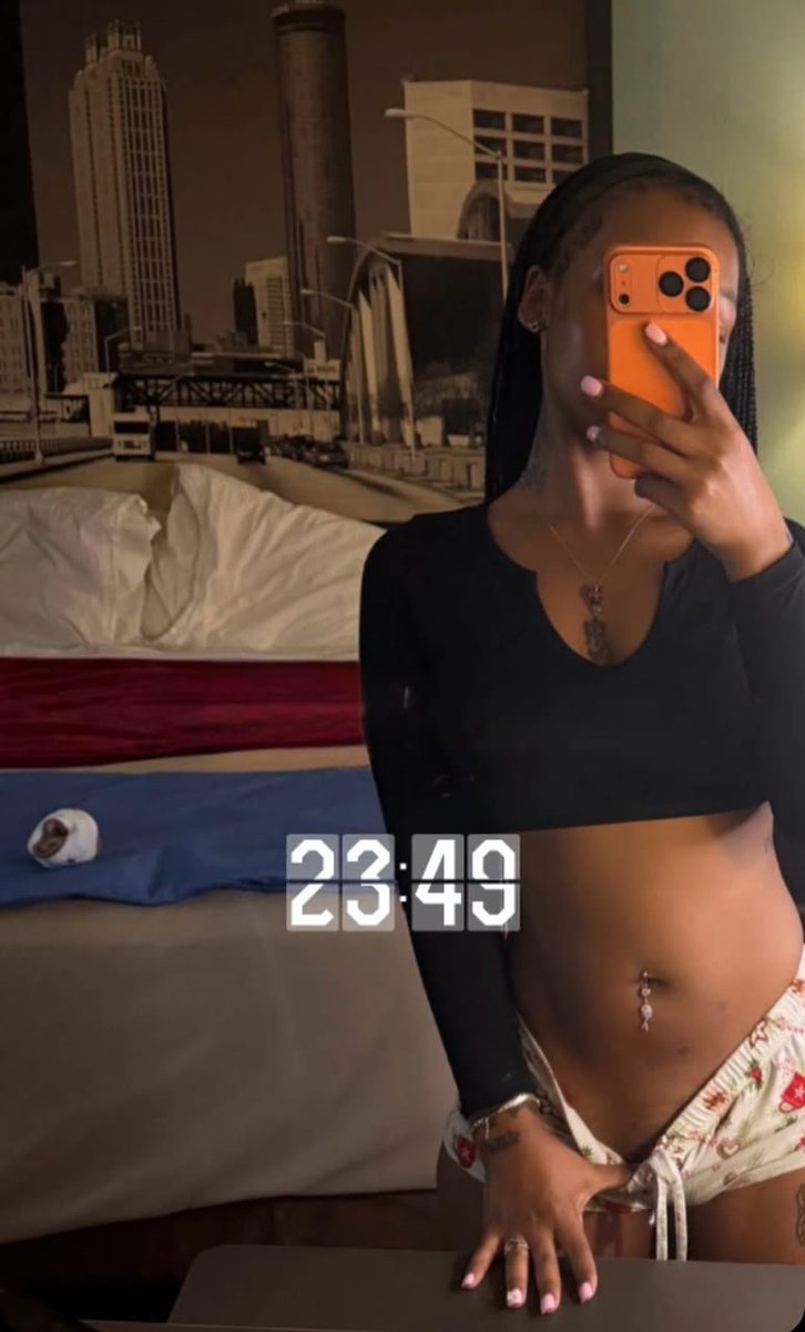 npretty21's tweet photo. Who's tryna  link and fuck 👀🍆 #vafreaks #virginiabeach #norfolkfreaks #757freaks https://t.co/JKDTJYG3fh