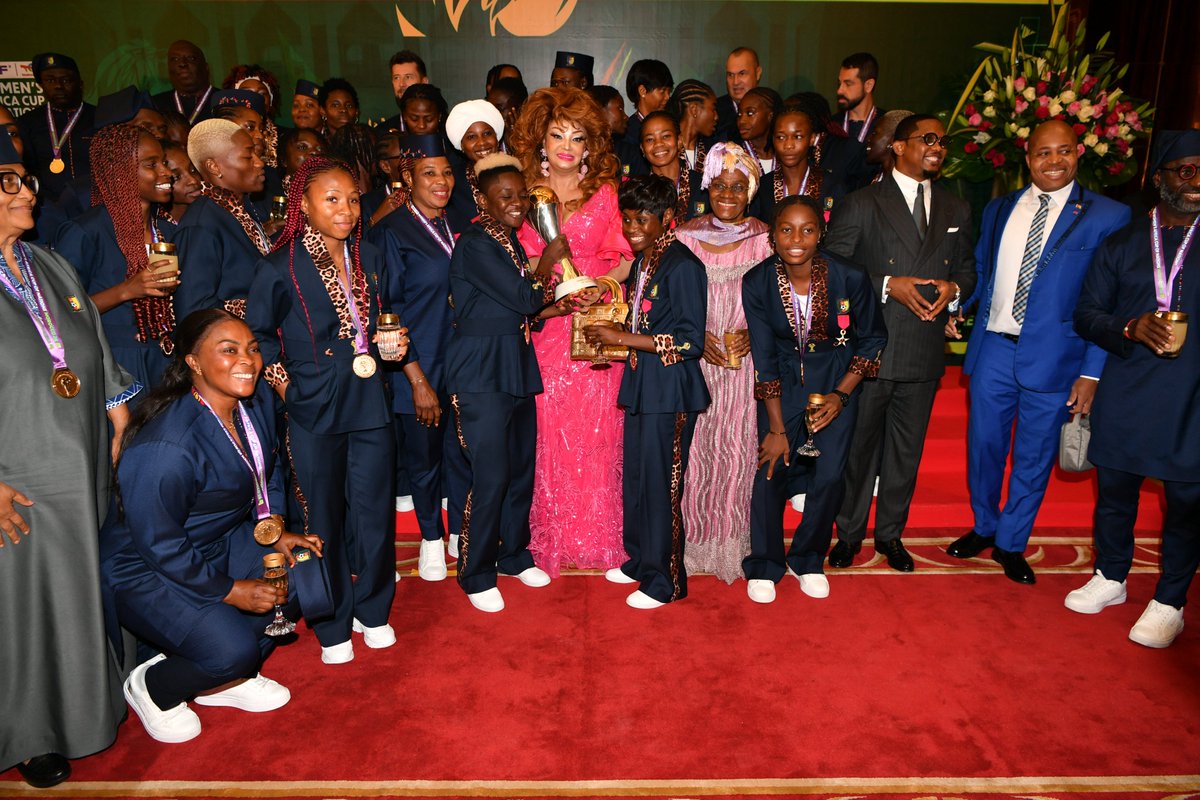 PR_Paul_BIYA's tweet photo. Chères Lionnes Indomptables,

Votre parcours exemplaire doit être une source d’inspiration pour notre peuple et tout particulièrement pour notre jeunesse.

#PaulBiya
#Cameroun https://t.co/3NJSRoGBfz