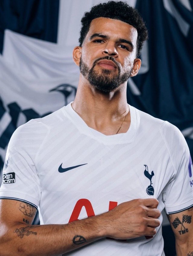 TheHateCentral2's tweet photo. STDs vs Brentford:

90 Mins.                        0 Passes                
1 Defensive Cont.    0 Shots on Goal
0 Key Passes          Halfway Line Offside

LACK OF ALL TRADES 👏👏👏 https://t.co/SuYNY6ve3g
