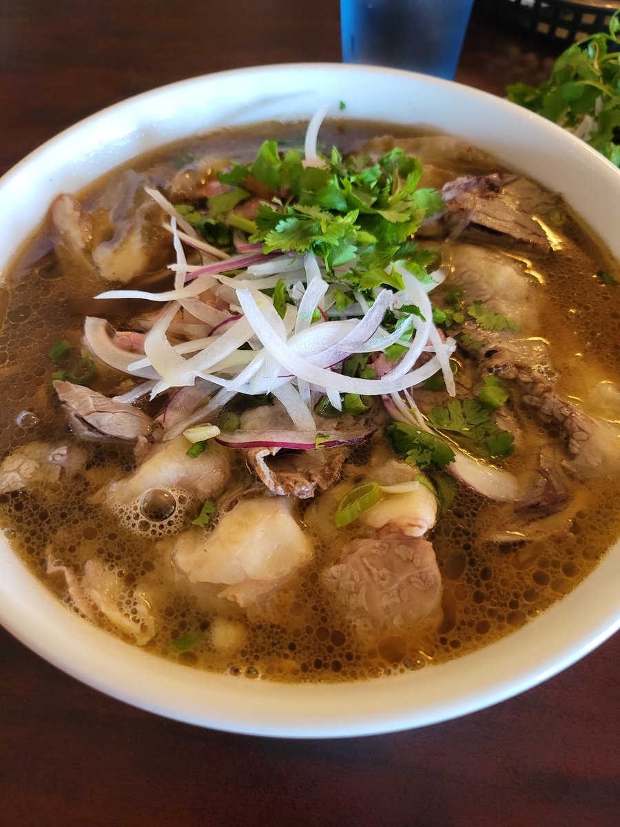 Gamer_Boy105's tweet photo. @kkachiMOONS Idc how hot it is outside, I'll still eat Pho https://t.co/m7esf2XwGF