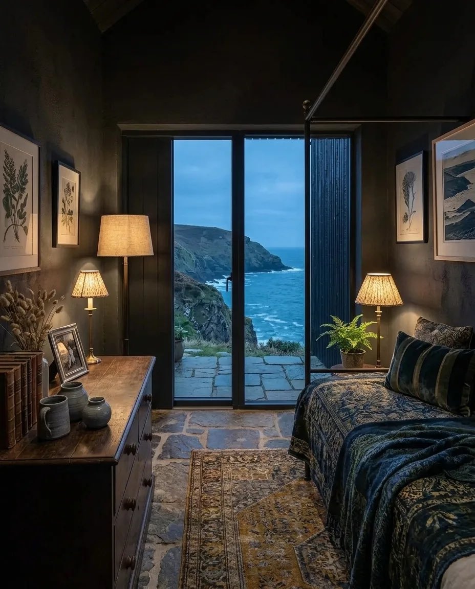 HOUSEPORN___'s tweet photo. Dream black villa on a clifftop 🖤 https://t.co/3jruCepHQW