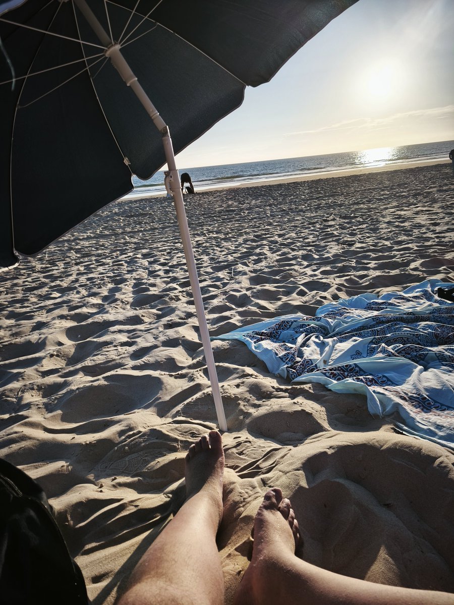 Jhoncorvin's tweet photo. Dia de playa https://t.co/jE6TCcwkGV
